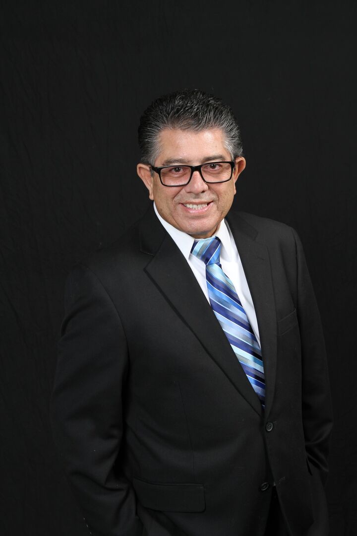 Jose Salguero, Real Estate Salesperson in Downey, Masters
