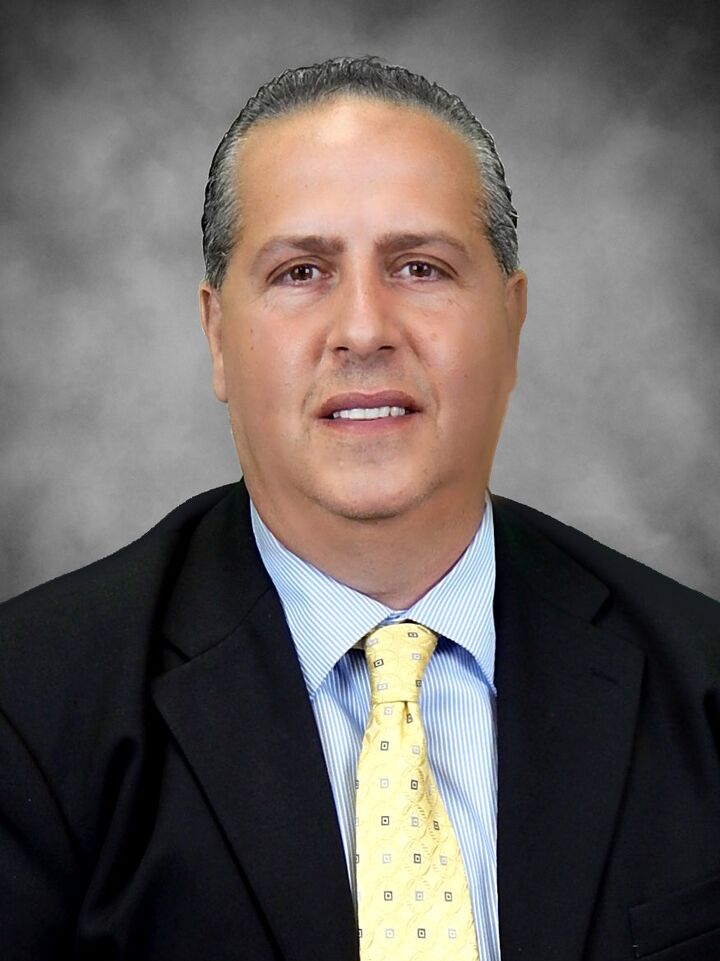 Peter Nicolosi,  in Hauppauge, Realty Connect