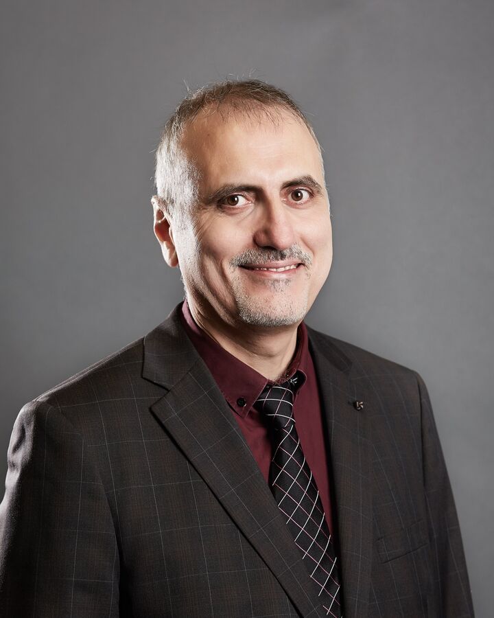 Louay Yassin,  in Ottawa, Coldwell Banker Sarazen Realty, Brokerage