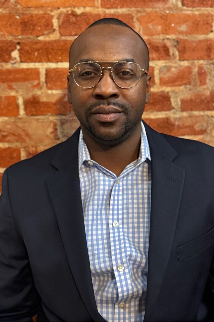 Ashton Tipps, Real Estate Salesperson in Nacogdoches, Blueberry Realty