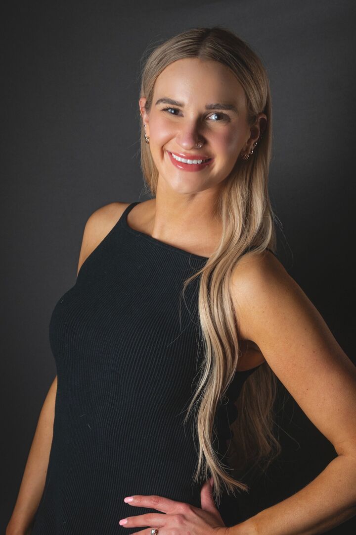 Caleigh Carpenter,  in Crown Point, Circle
