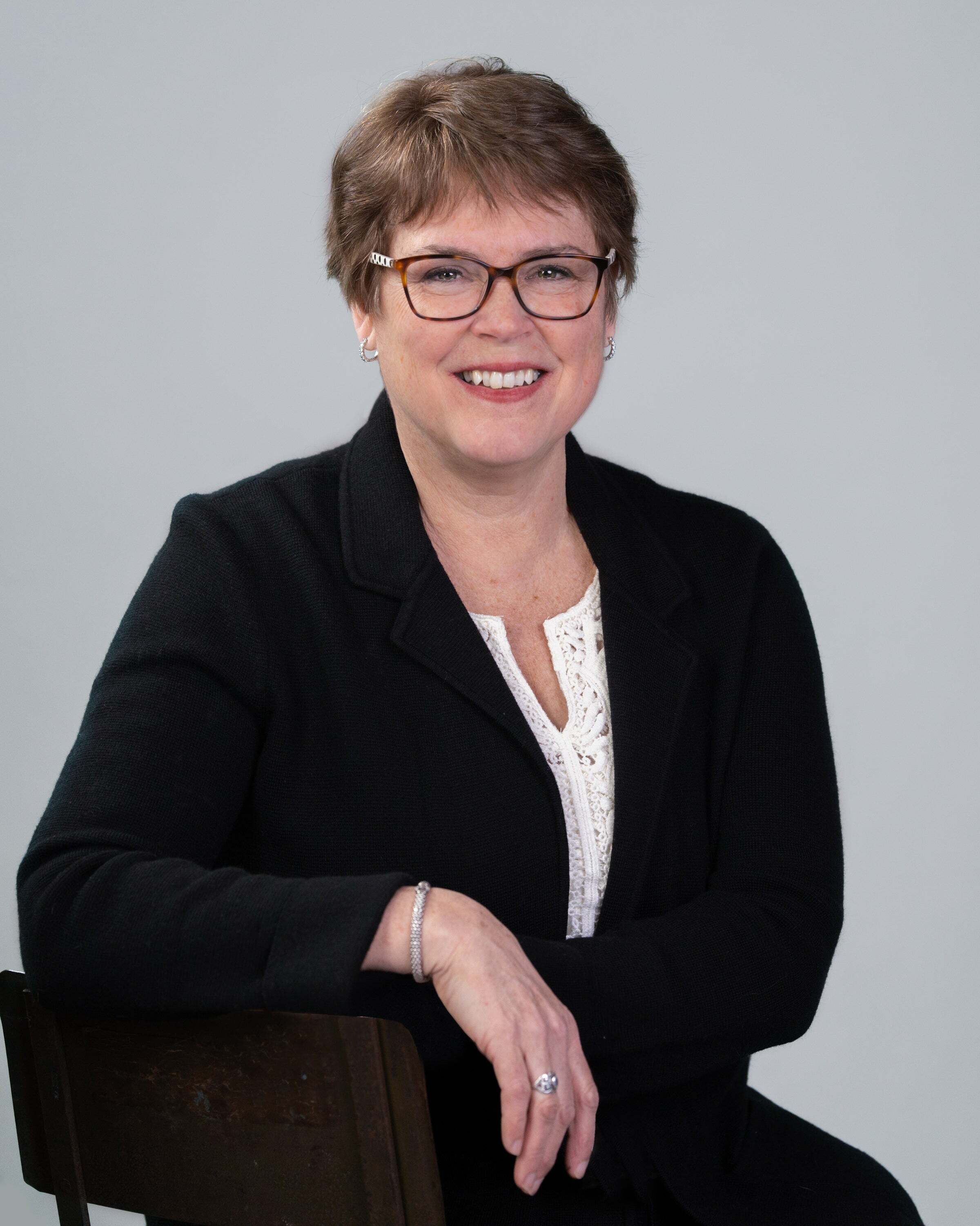 Camille Campbell, Real Estate Broker/Real Estate Salesperson in Traverse City, Schmidt Realtors