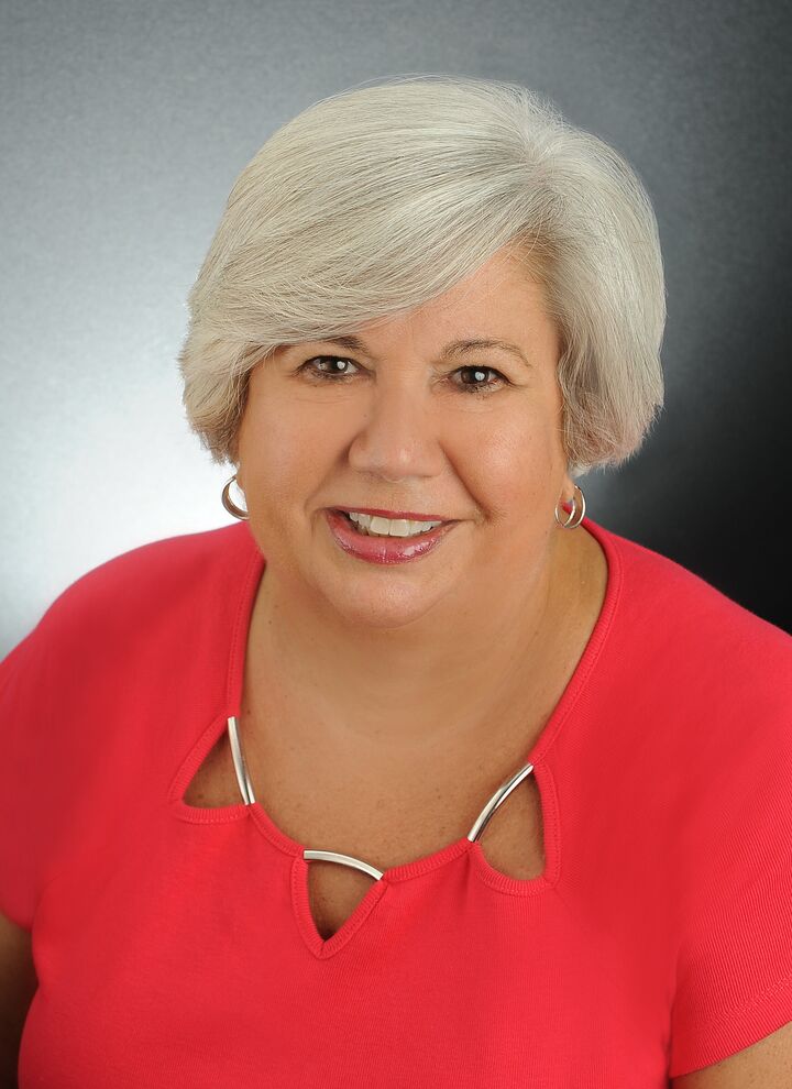 Lynne Neu, Real Estate Salesperson in Alta Loma, Experience