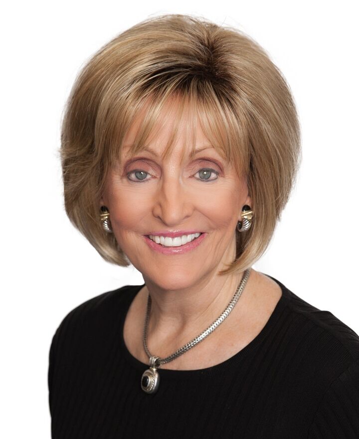 Karen Hust, Real Estate Salesperson in Coronado, Napolitano & Associates