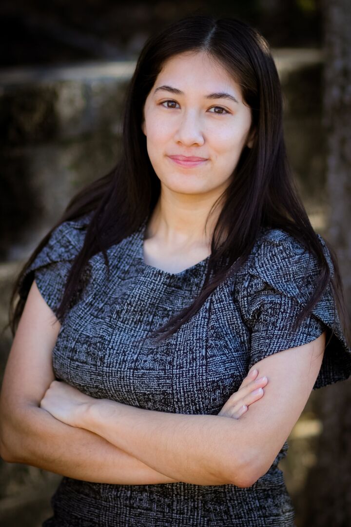 Vianey Aguilar, Associate Real Estate Broker in Cary, Paracle