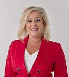 Linde Bowman, Real Estate Salesperson in Shalimar, ERA American Real Estate