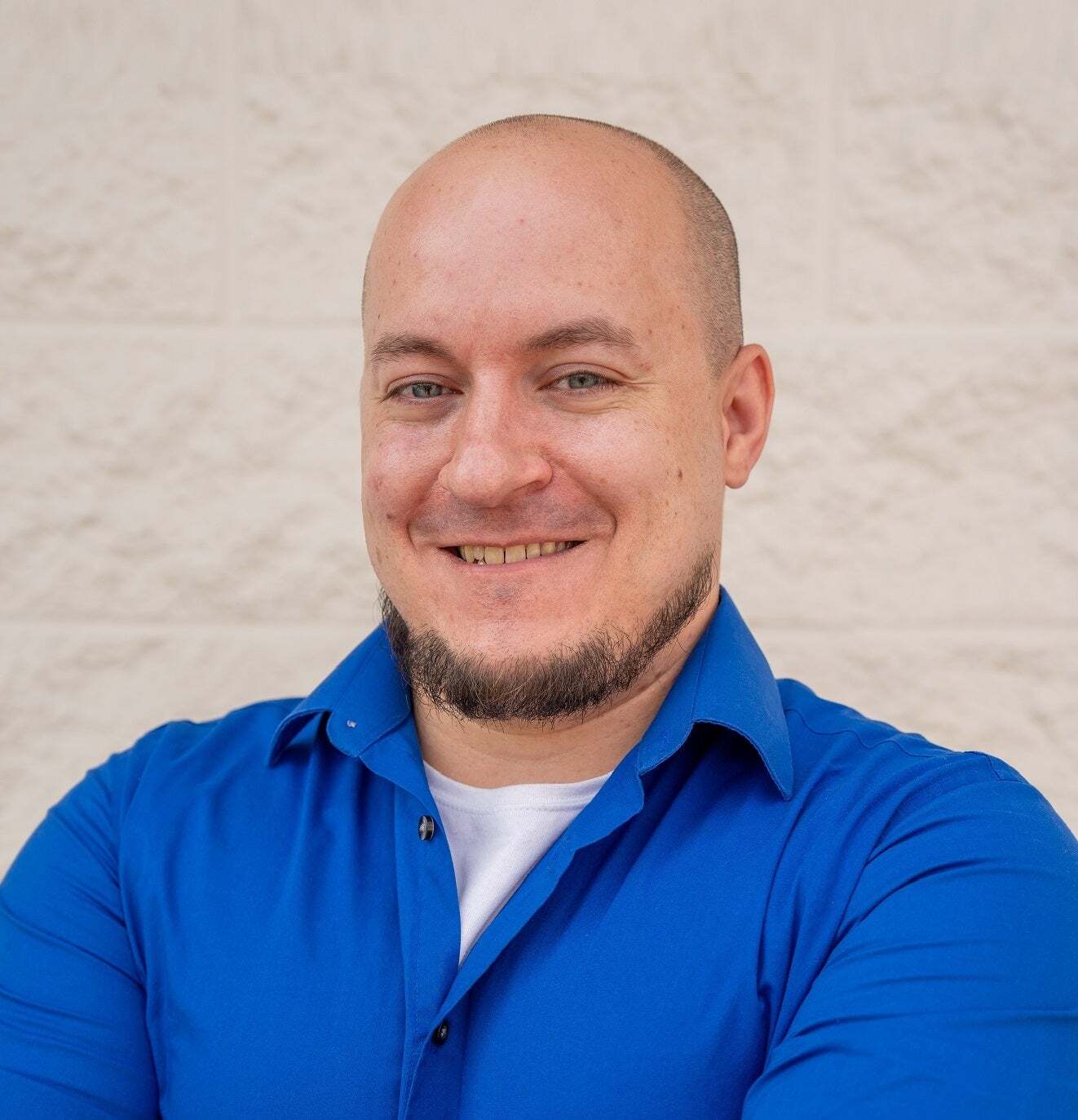 Aaron Schmandt,  in Appleton, Real Estate Group