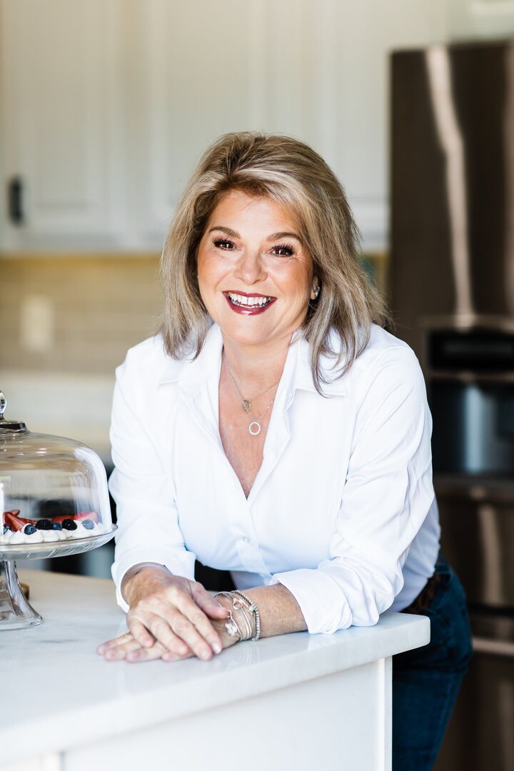 Tami Woerl, Real Estate Salesperson in Winchester, ERA OakCrest Realty, Inc.