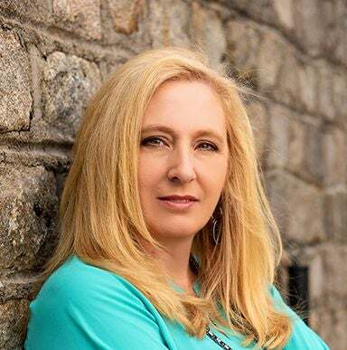 Laura Hart, Real Estate Salesperson in Richmond, Elite