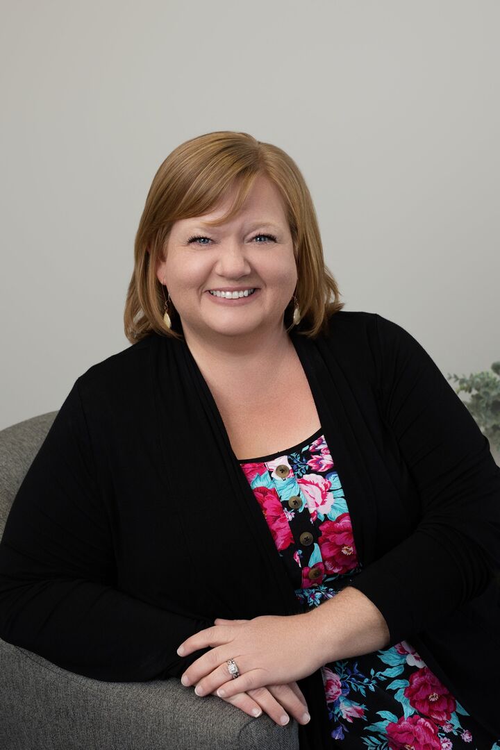 Robyn Fitzpatrick,  in Dickinson, Morrison Realty