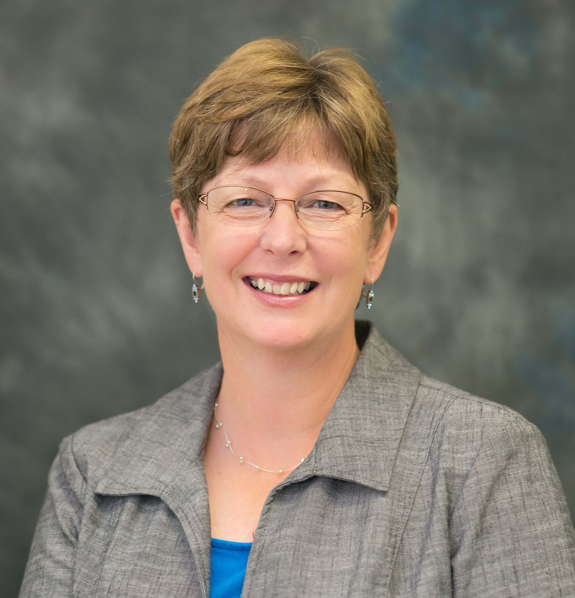 Colleen Kemp,  in Lapeer, Professionals