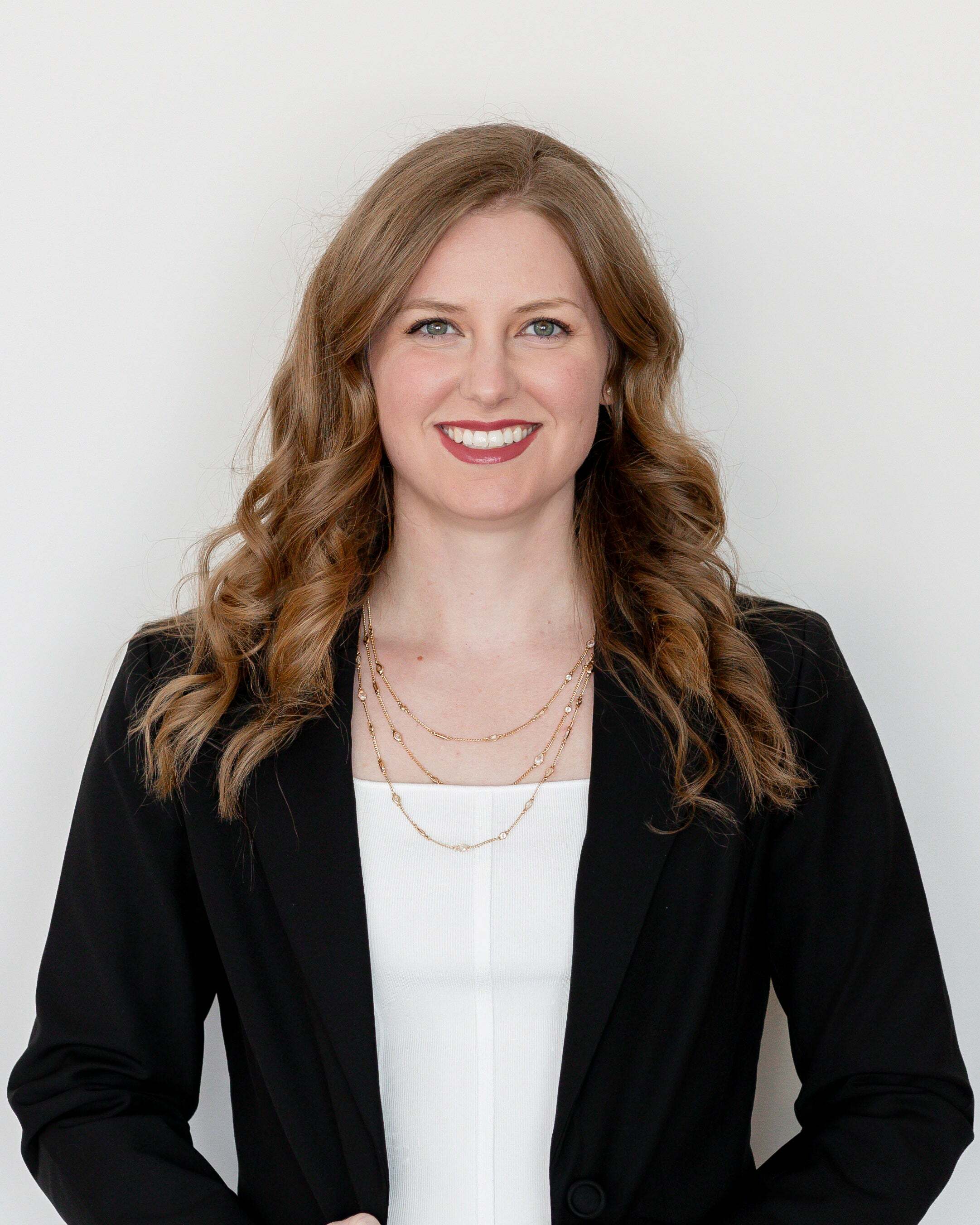 Cece Davis, Real Estate Broker in Zionsville, Scheetz