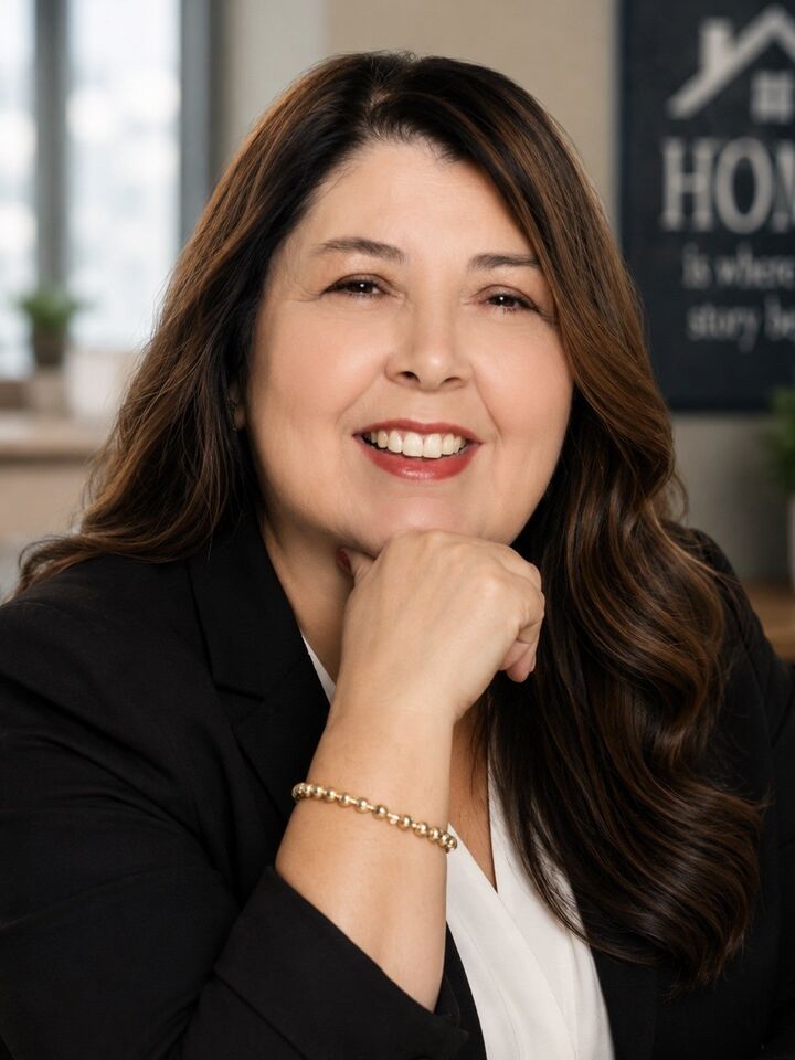 Kim Sanders, Real Estate Broker in Surf City, Coastal Advantage