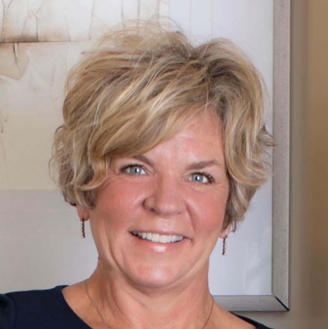 Stephanie Black,  in Oak Island, Sea Coast Advantage