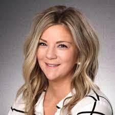 Sarah Degliantoni, Real Estate Broker in Clackamas, Realty Partners