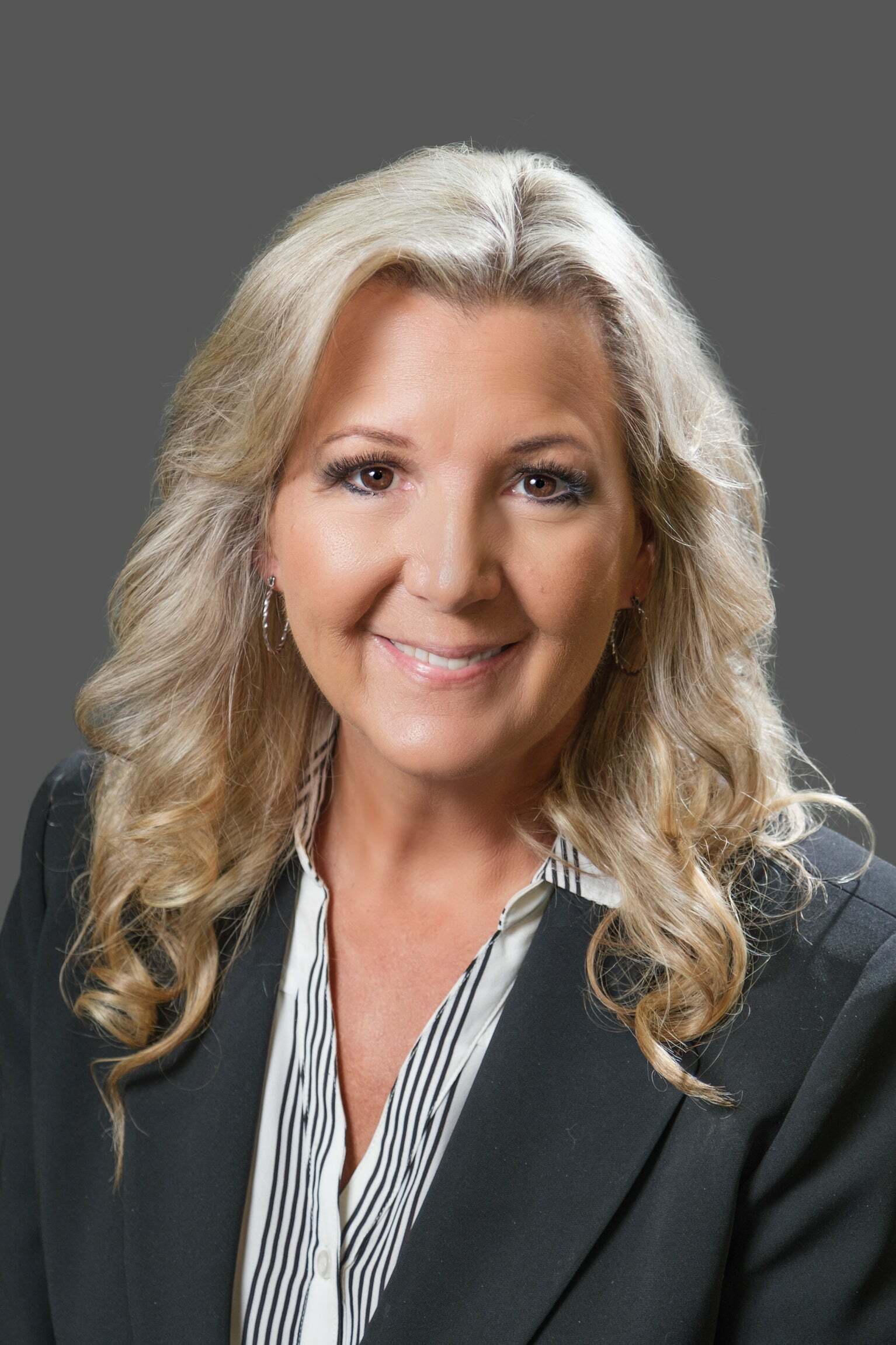 Justine St Arnaud, Real Estate Broker in Avon, Scheetz