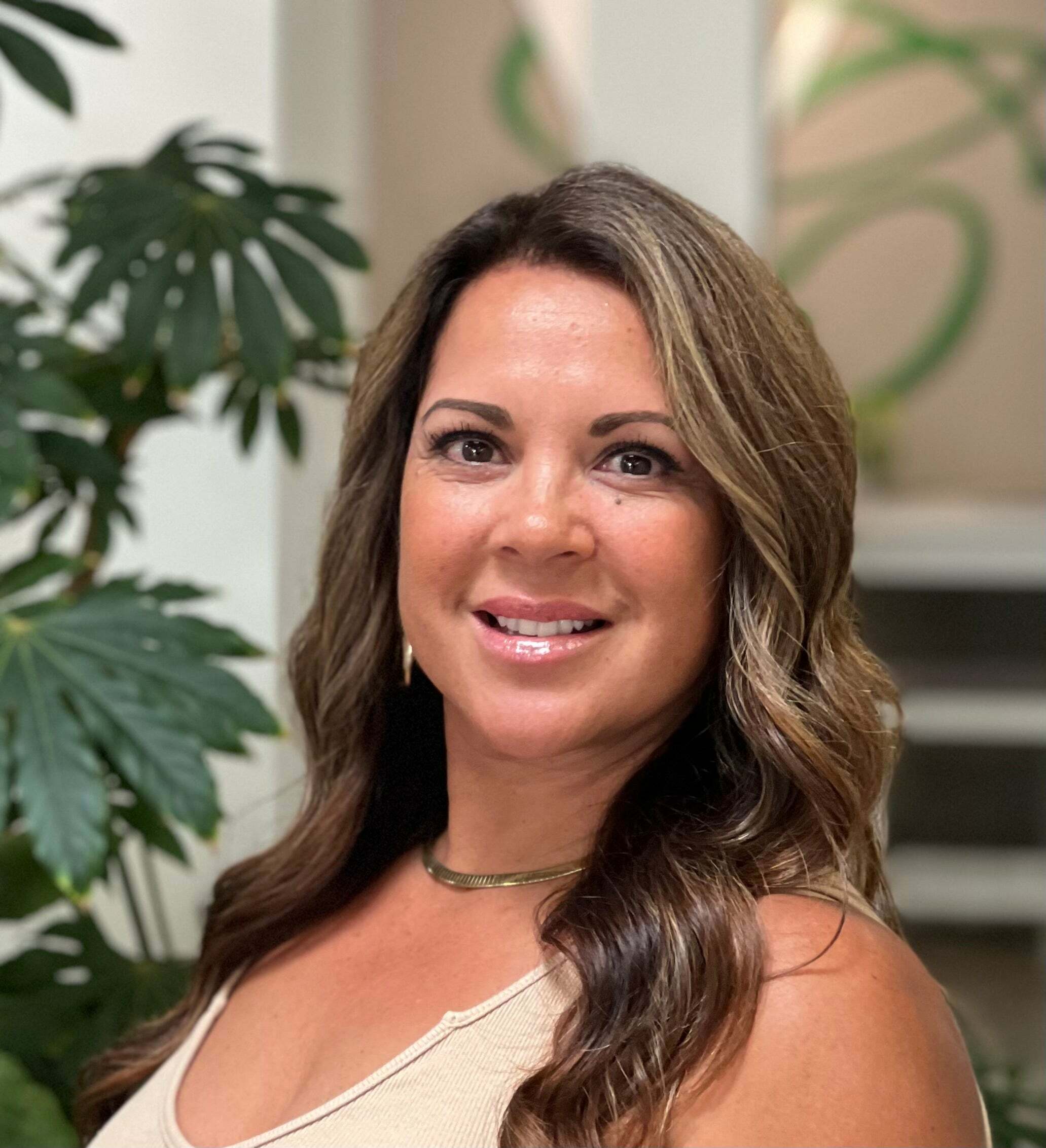 Denise Ybarra, Real Estate Salesperson in Ventura, Property Shoppe