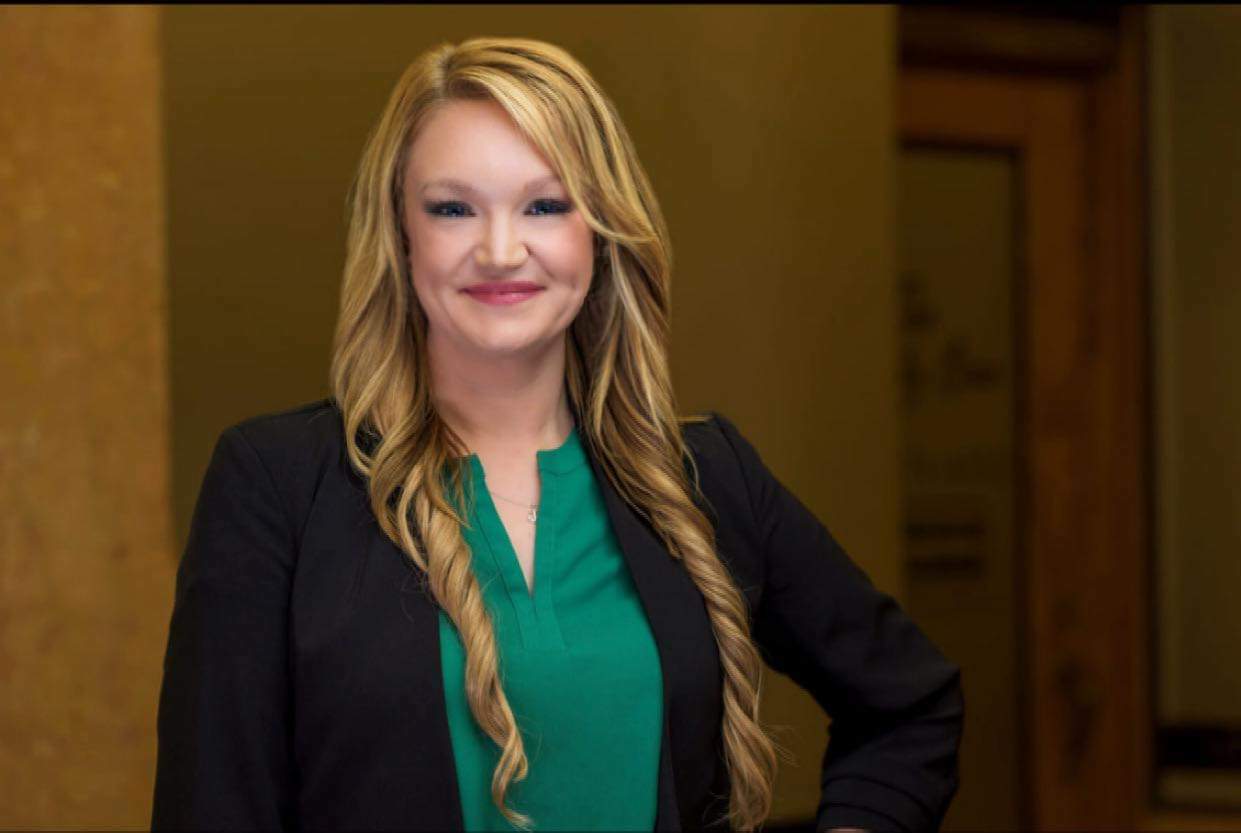Natasha Lawless,  in Ashland, Central