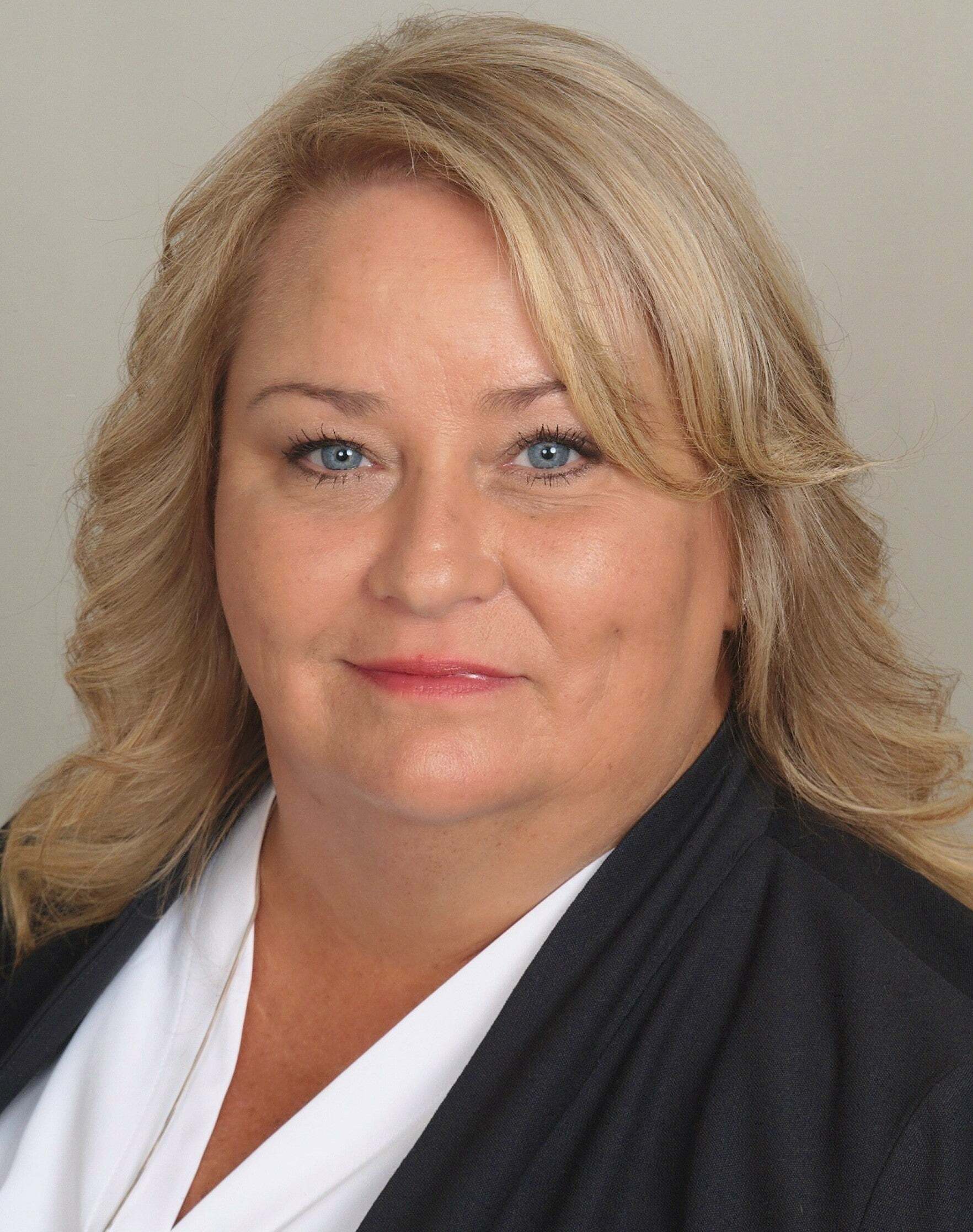 Brenda Hutcheson, Real Estate Salesperson in Port Charlotte, Sunstar Realty