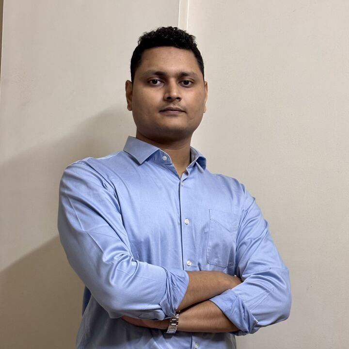 Tushar Yadav,  in Bellevue, MoxiWorks LLC