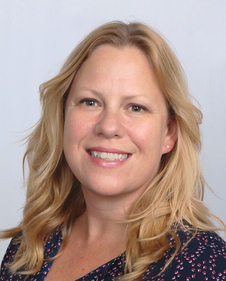 Amy Smith, Broker in Hendersonville, Connected