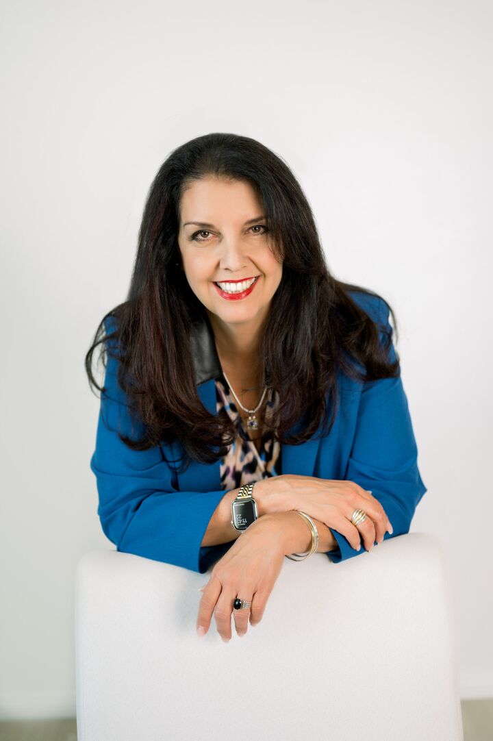 Jennifer Feres, Real Estate Salesperson in Menifee, Associated Brokers Realty