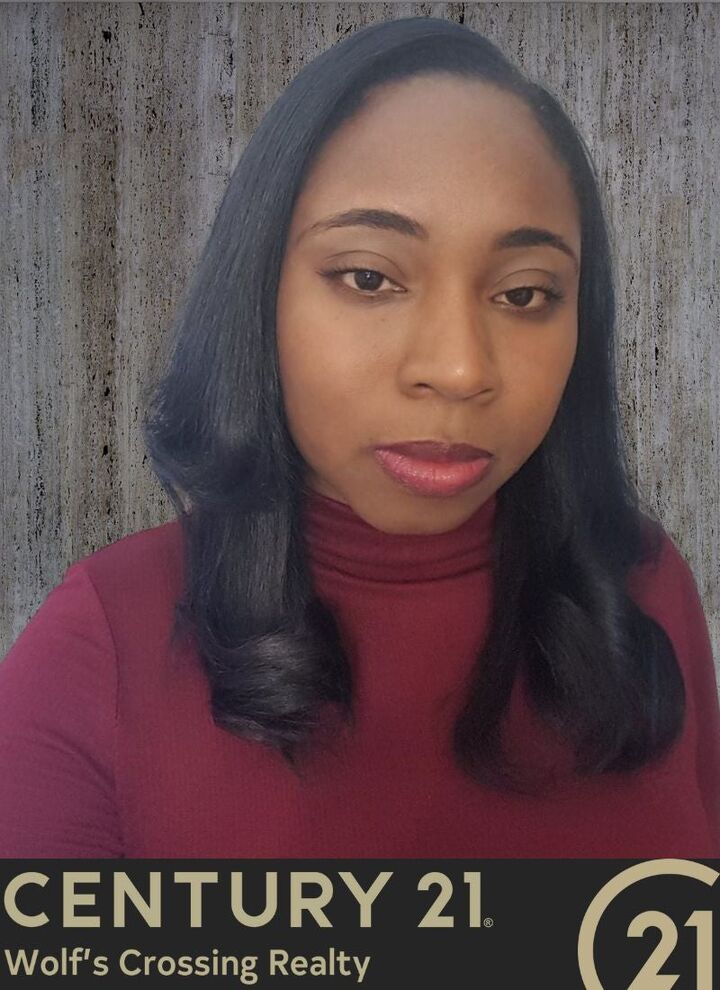 Chenique George, Real Estate Salesperson in Saint Cloud, Wolf's Crossing Realty