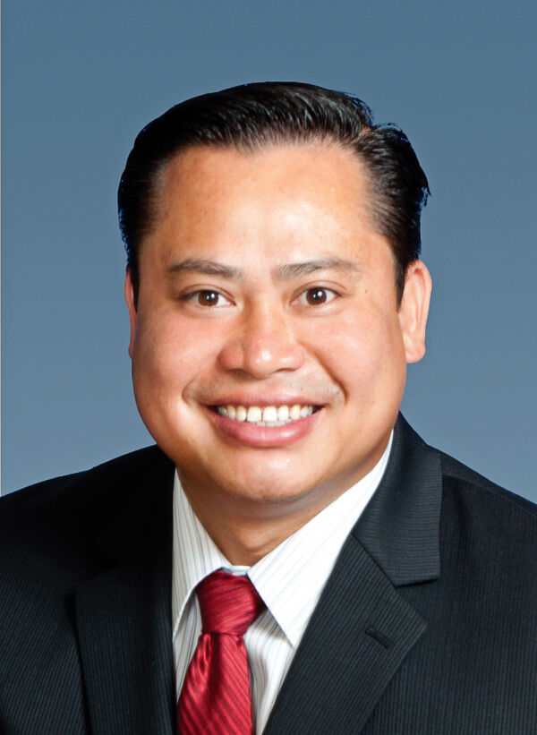 Tong Veu, Broker Associate in Sacramento, Windermere