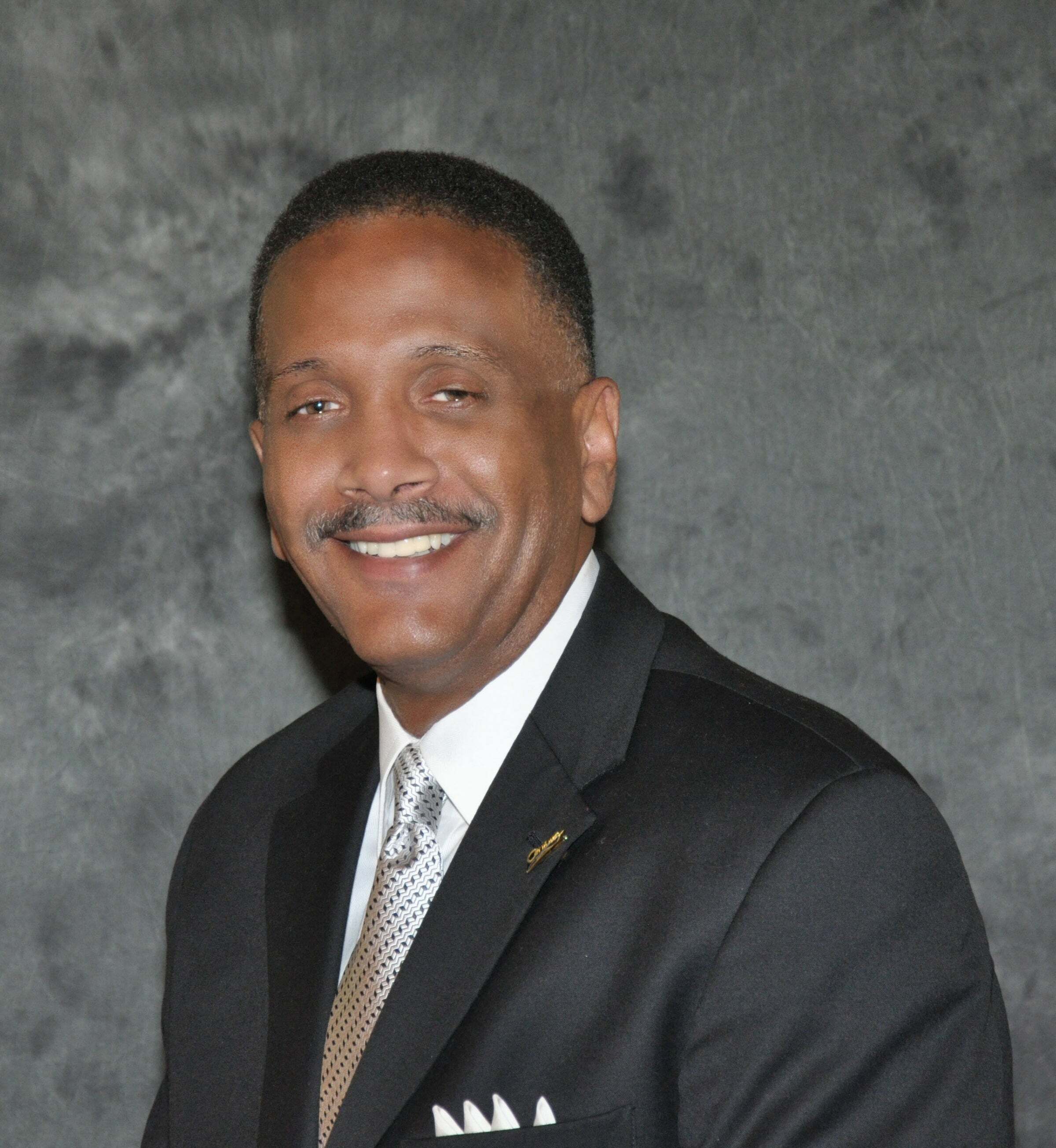 Carl Davis, Real Estate Salesperson in Flushing, Signature Realty