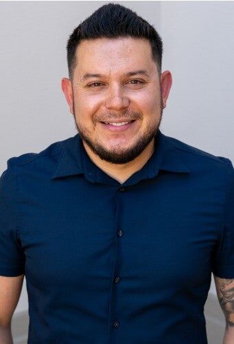 Dario Infante, Real Estate Broker in Kennewick, Tomlinson