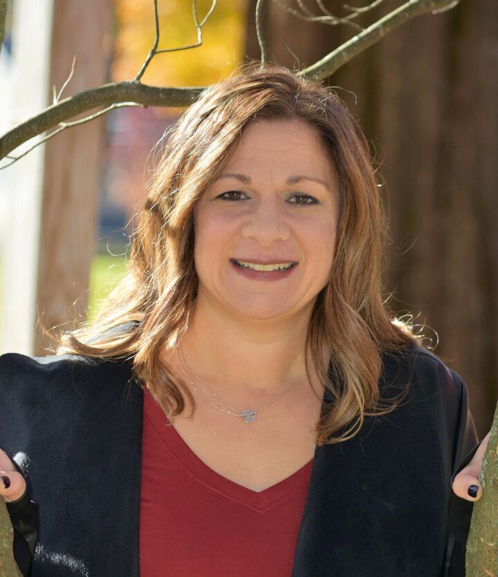 Michele Murray, Real Estate Salesperson in Caldwell, Cedarcrest Realty, Inc.