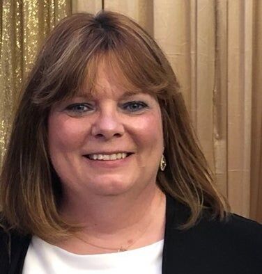 Debra Russell, Real Estate Broker in Rockford, Affiliated