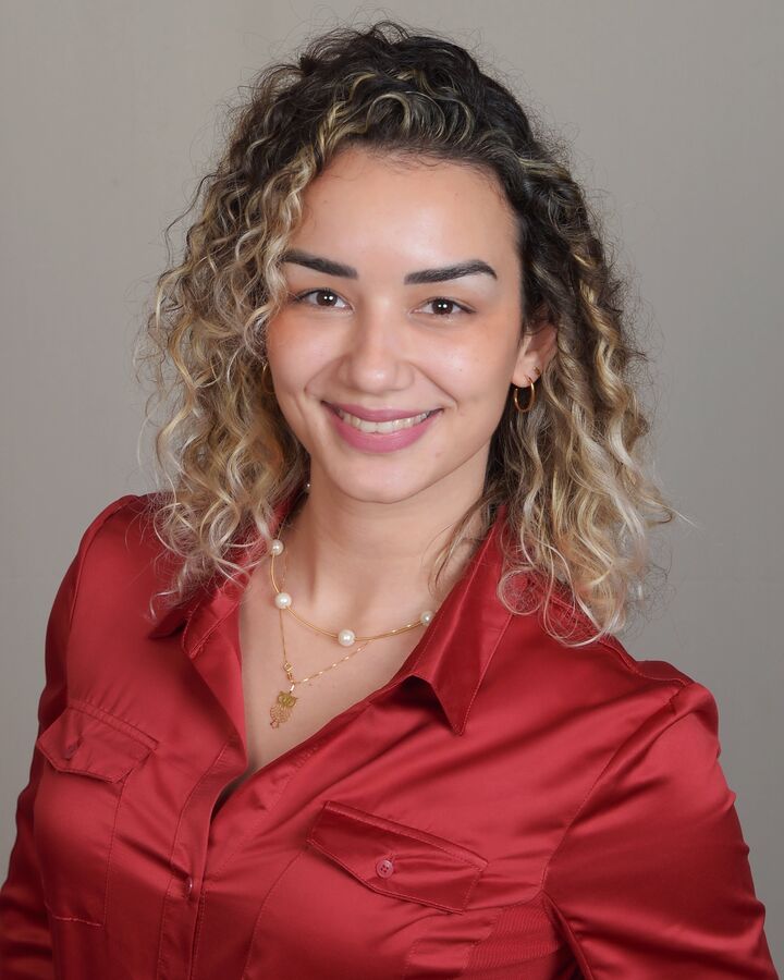 Caroline Americo, Real Estate Salesperson in Orlando, Carioti