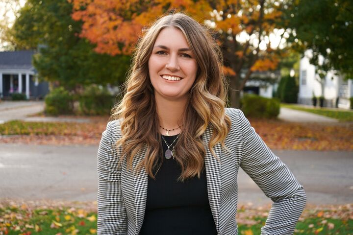 Leah Sohlden, Associate Real Estate Broker in Dearborn, Curran & Oberski