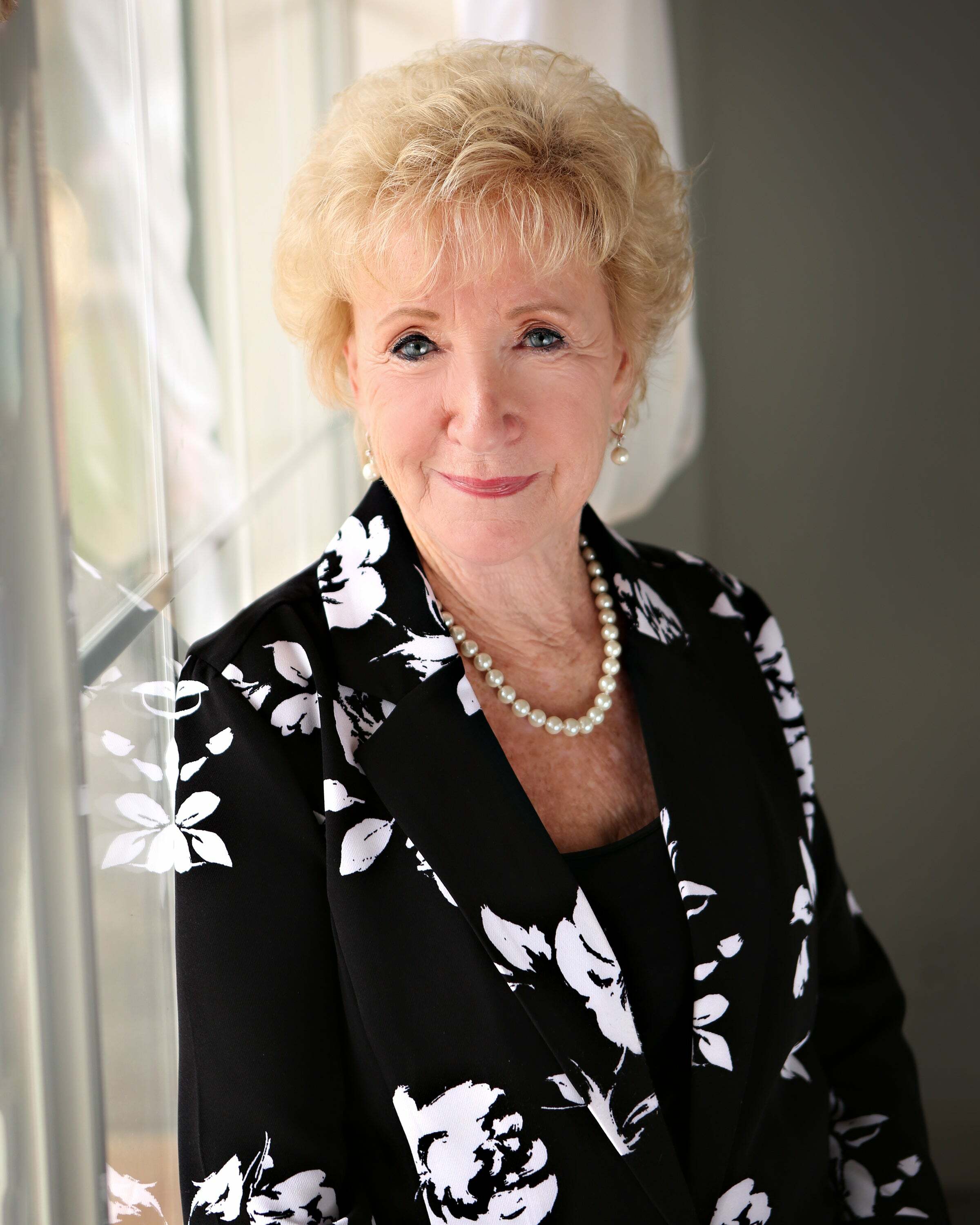 Barbara Moore, Real Estate Salesperson in Mobile, Platinum Properties