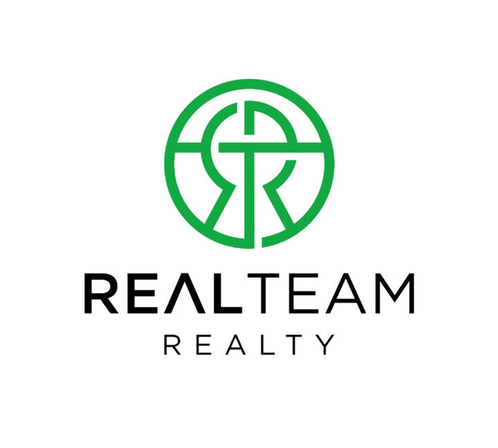 Gabriela Bernal, Real Estate Agent in Orem, Real Team Realty LLC