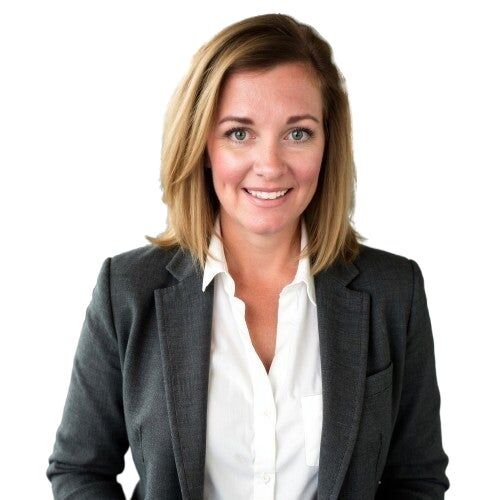 Desiree Plager, Real Estate Salesperson in Victorville, LEADERS