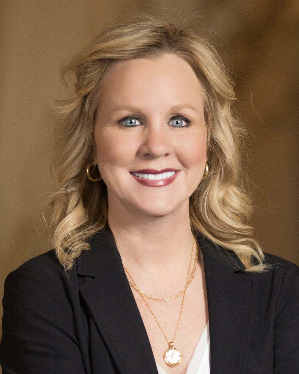 Candace York, Real Estate Salesperson in Lindale, First Group