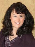 Lisa Sutton, Real Estate Salesperson in Papillion, The Good Life Group