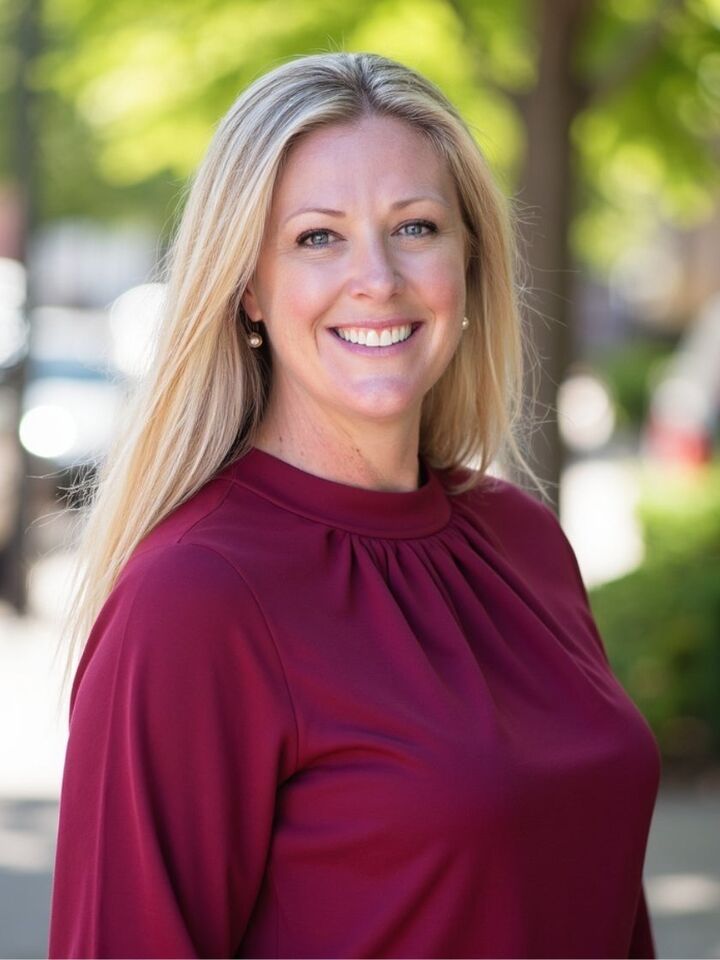 Brook Terhune, REALTOR® in Santa Rosa, Icon Properties