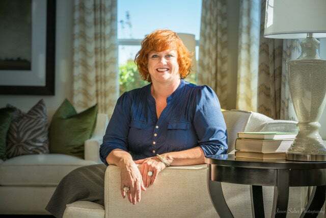 Christine Headlee,  in Thousand Oaks, Real Estate Alliance