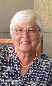 Maria Losiniecki, Associate Real Estate Broker in Michigan City, Circle