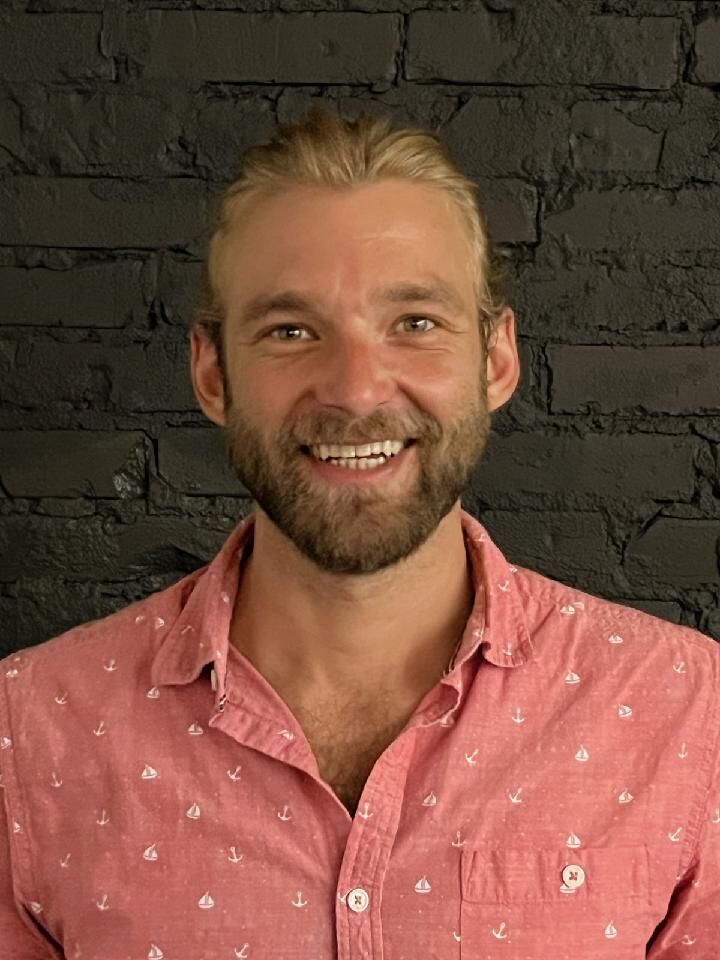 Connor Dawson, Real Estate Salesperson in Bellaire, Schmidt Realtors