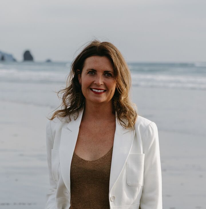 Liz Morton, Oregon Real Estate Broker in Cannon Beach, Windermere