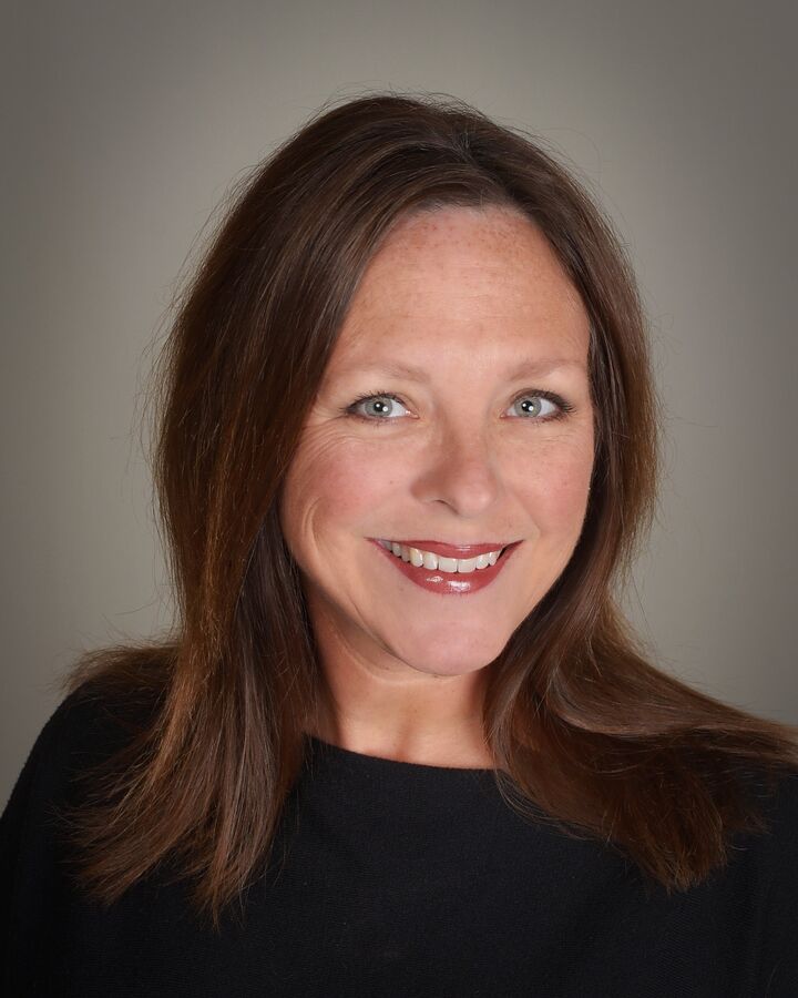 Cezanne Garlinghouse, Real Estate Salesperson in Fayetteville, Harris McHaney & Faucette