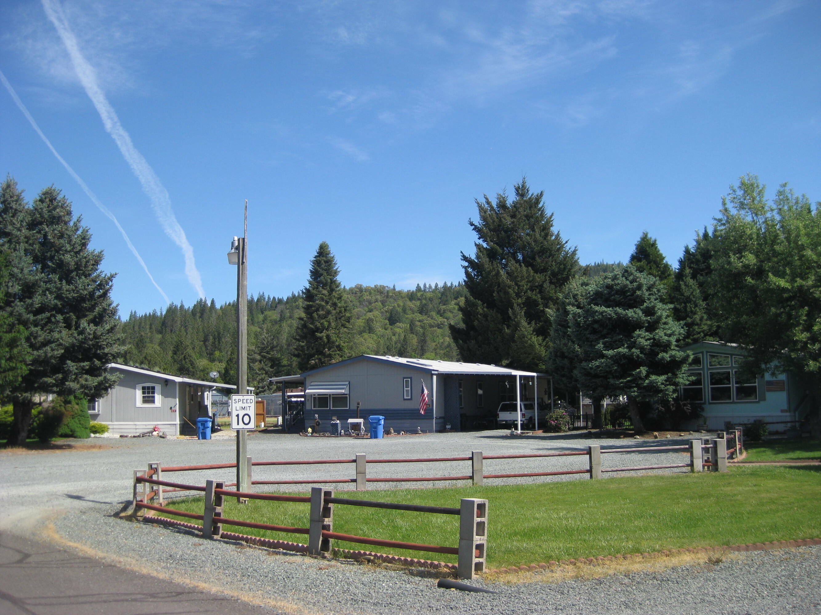 Property Photo: 8911 E. Evans Creek Rd. OR 97537