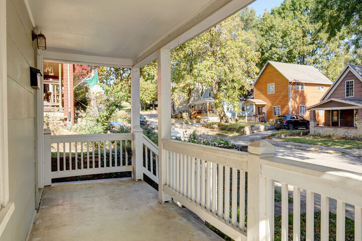 Property Photo: 4530 Bell Street MO 64111