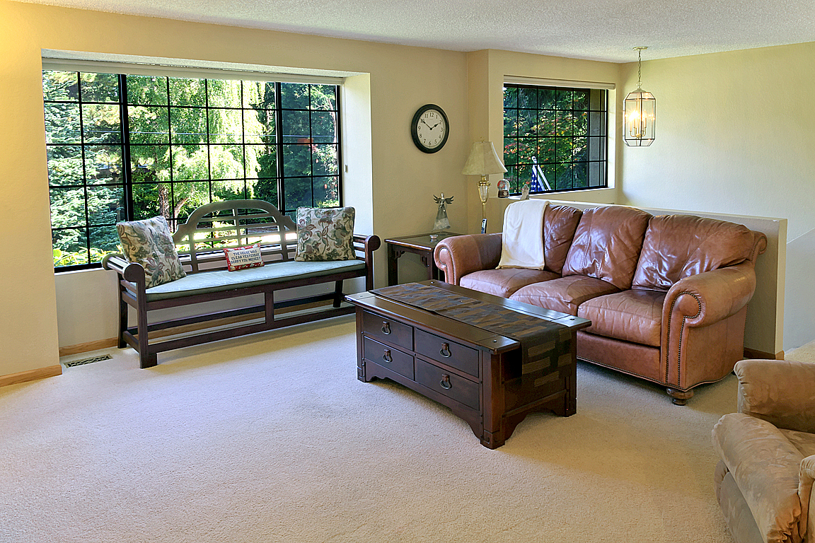 Property Photo: Living room 30235 24th Ave SW  WA 98023 