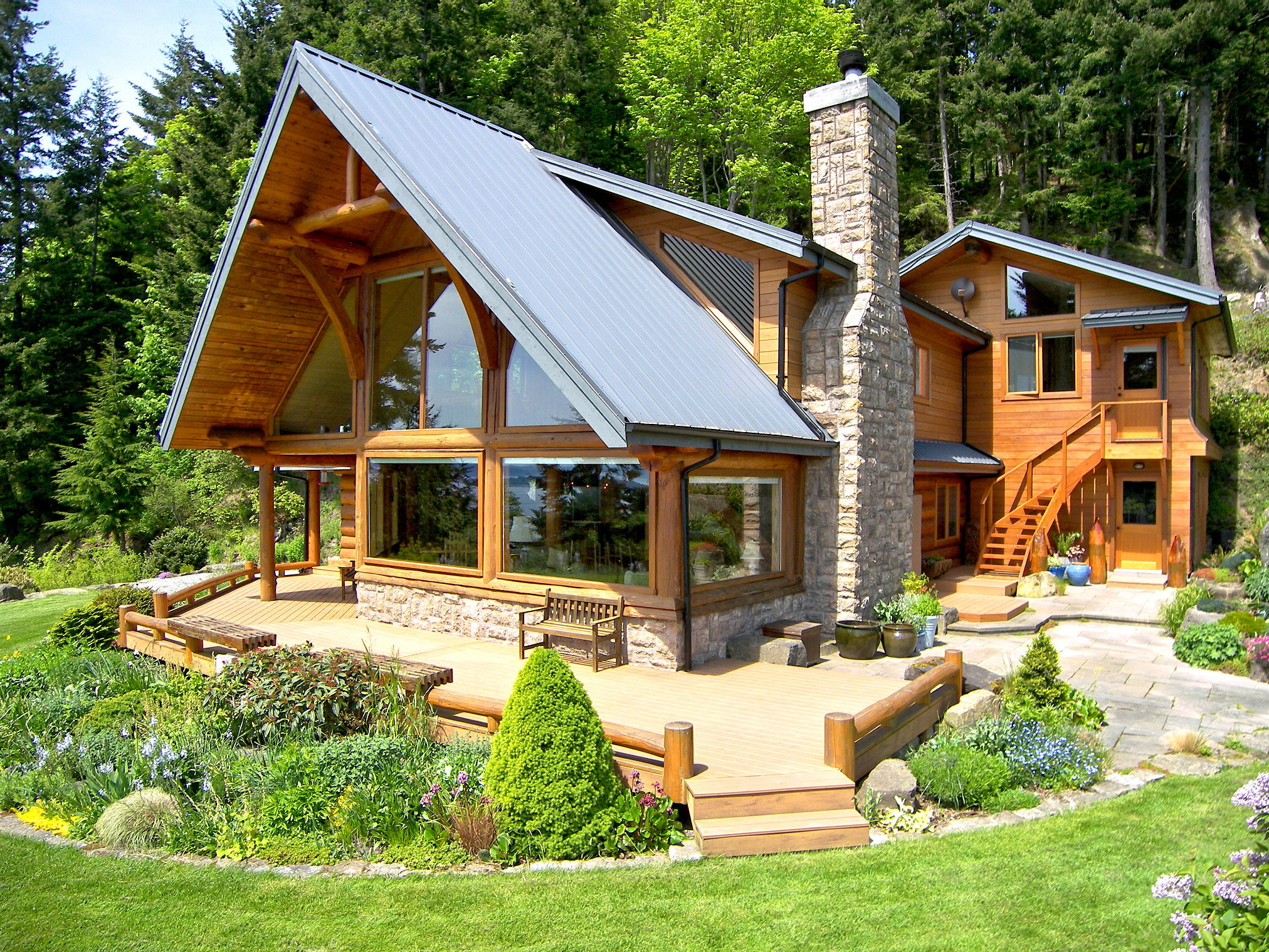 Property Photo:  1525 Chuckanut Ridge Dr  WA 98232 