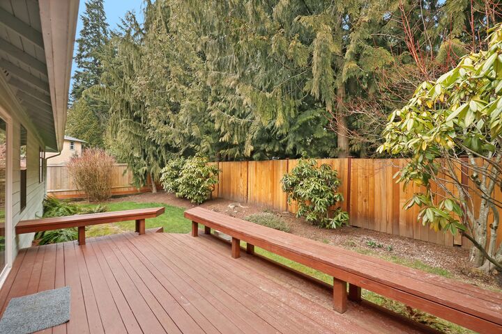 Property Photo:  15419 52nd Place W  WA 98026 